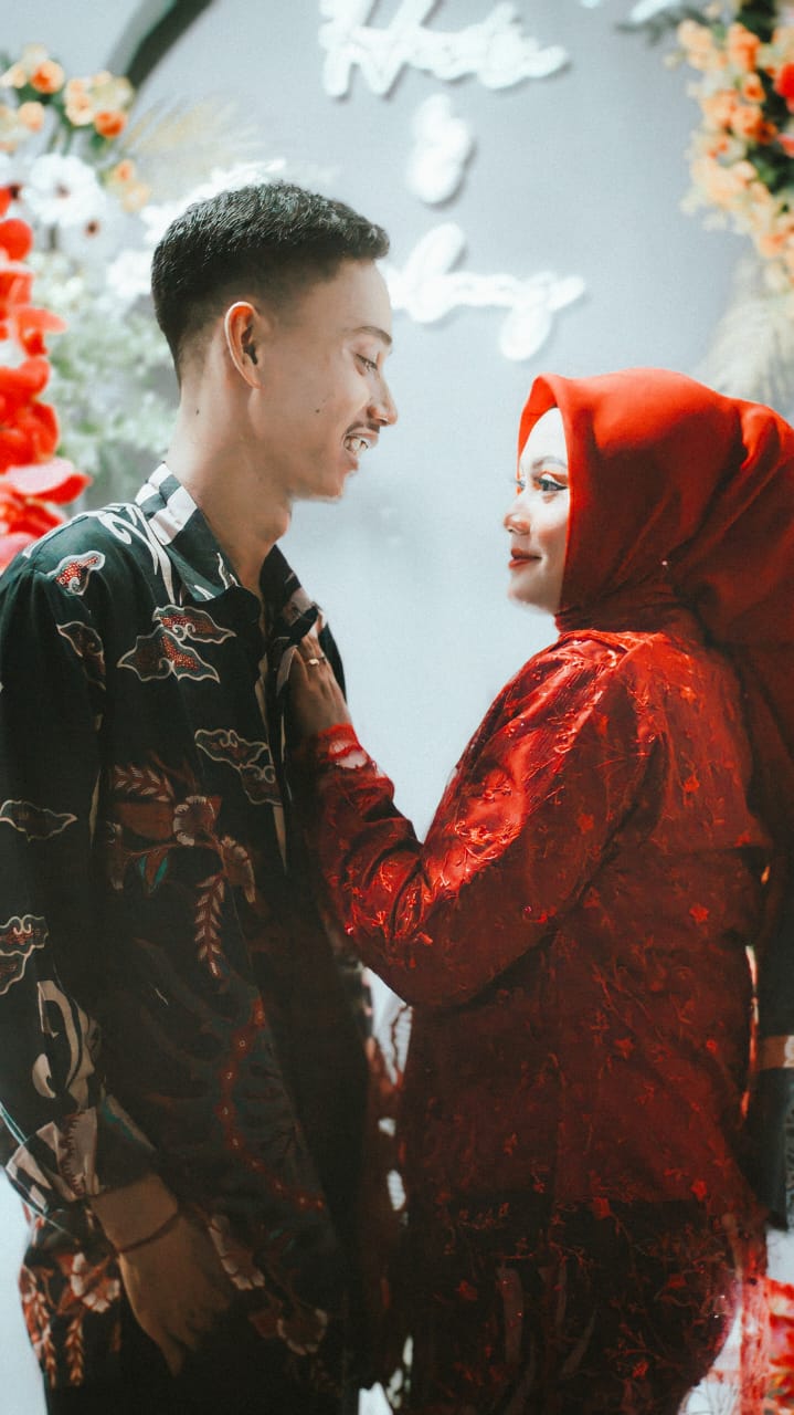 Pertama Bertemu