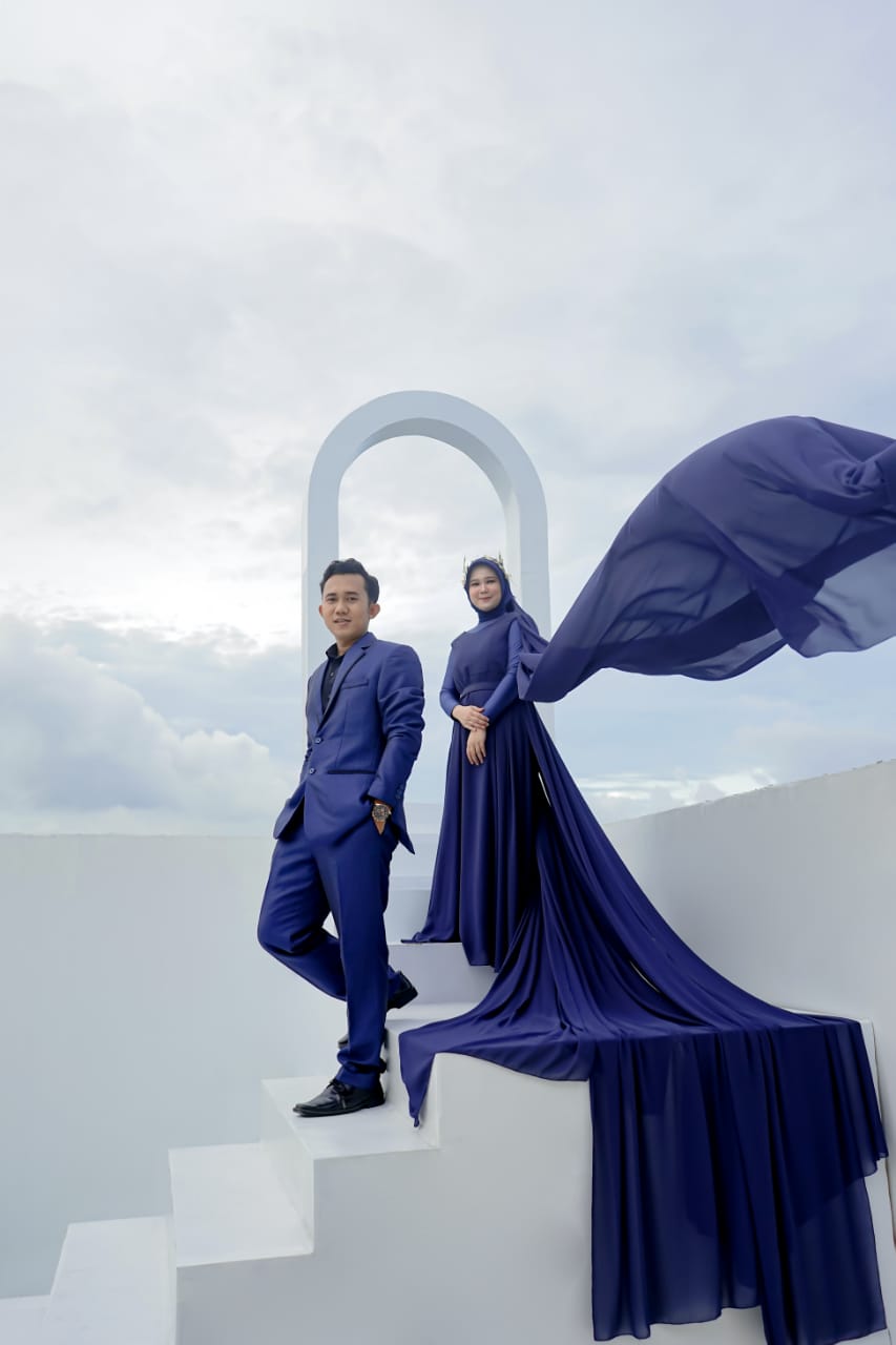 Indah & Fras b